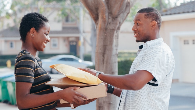 How to Start a Profitable Courier Business