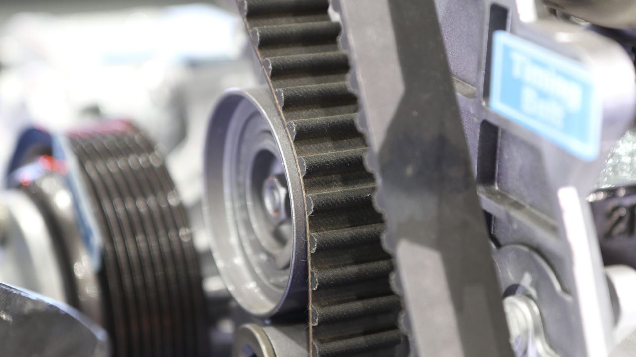 Advantages of V Ribbed Belts in Automotive Engines with High Torque