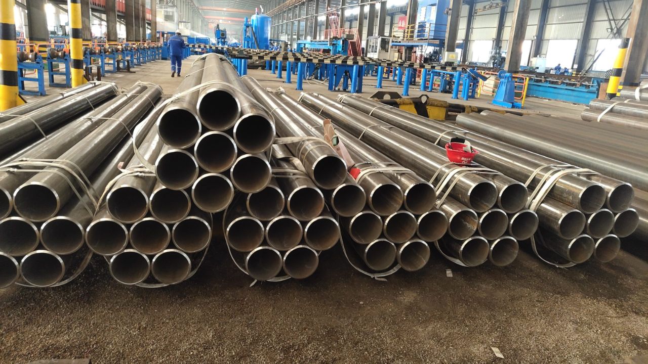 The Role of ERW Pipes in Modern Construction Projects